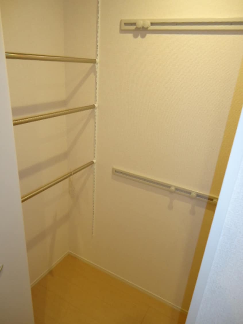 収納 メゾンジュネス