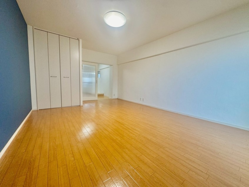 居室 三富王子マンション