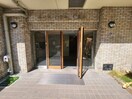 エントランス部分 ル－エ・ハイム千里丘