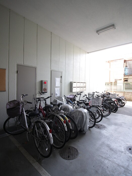 駐輪場 平成マンション