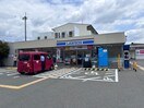 ローソン箕面小野原店(コンビニ)まで700m サウスロードⅢ