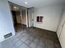 エントランス部分 レジデンスエアポ－ト