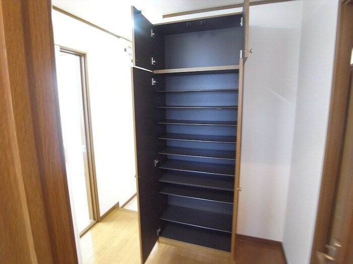 靴箱 マーブル北白川