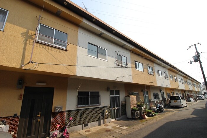 駐車場 小野弓田町連棟住宅