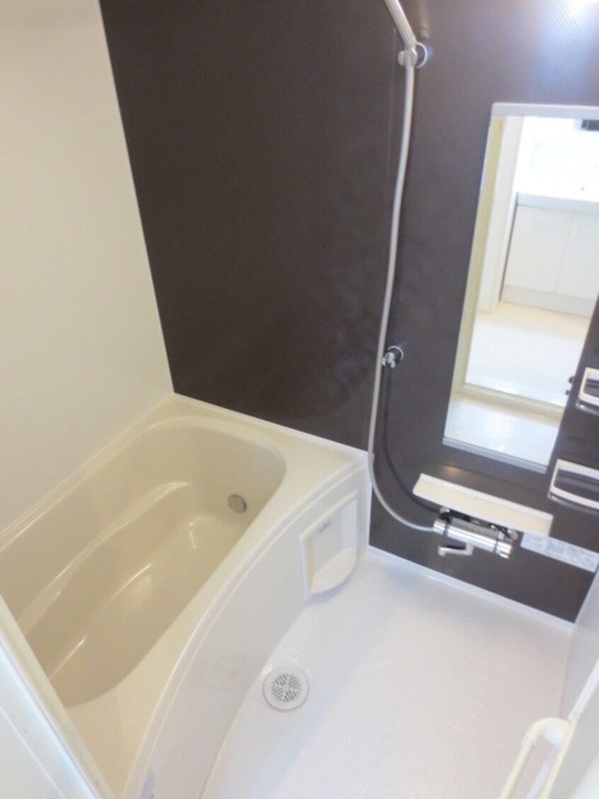 バス／シャワールーム等 イルミナール