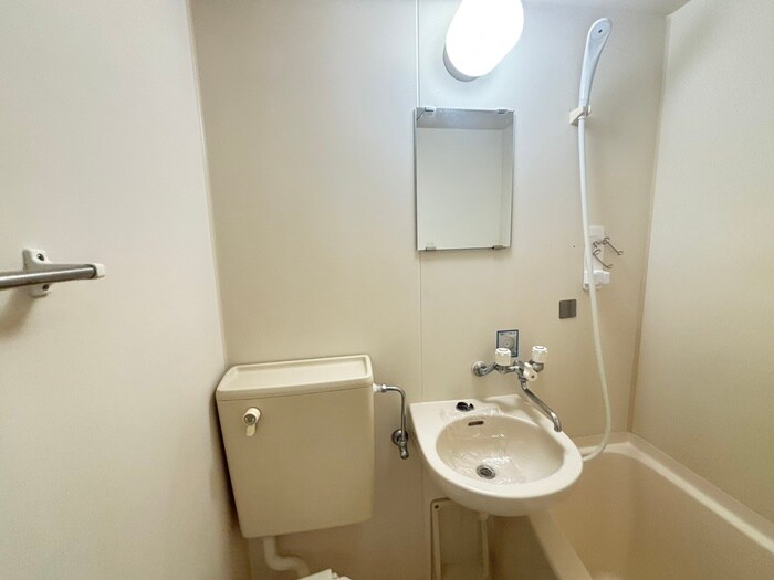 洗面 ロイヤルコート山本通