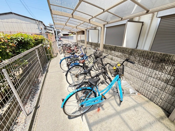 駐輪場 ウィン北花田