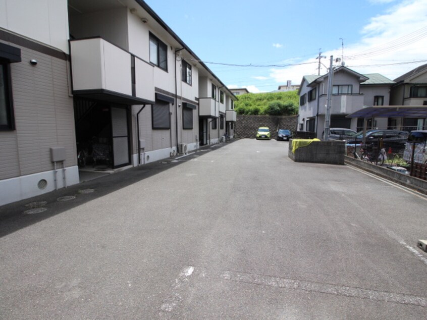 駐車場 セジュールヤマロク