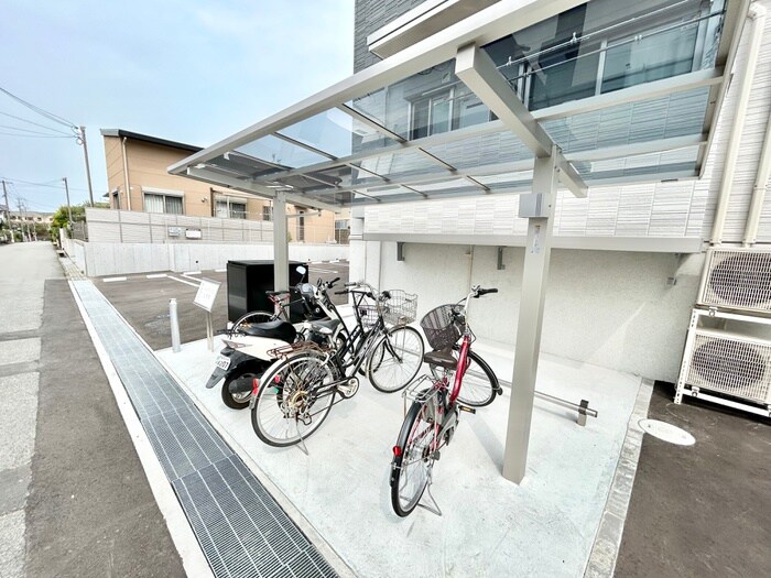 駐輪場 パークハイム七番館