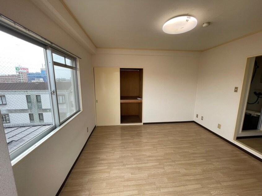 居室 ジョイフルくずは