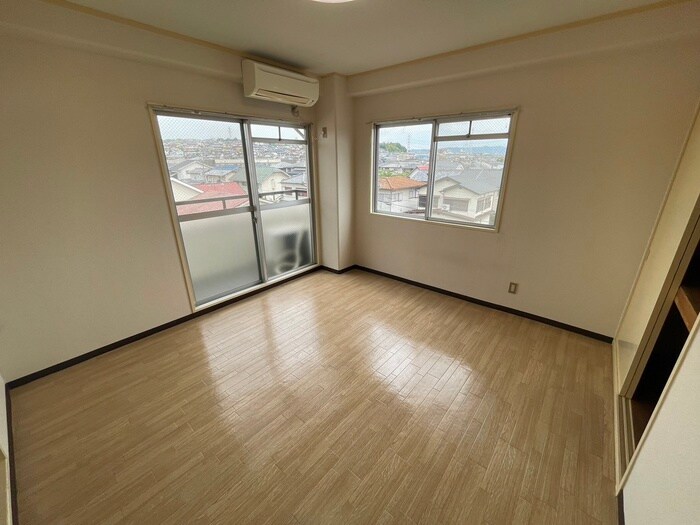 居室 ジョイフルくずは