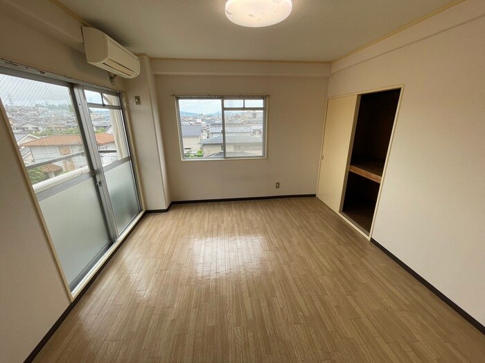 居室 ジョイフルくずは