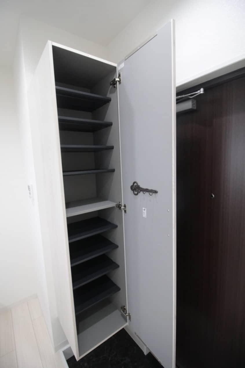 靴箱 ｴﾇｴﾑｷｬﾗﾝﾄﾕｲｯﾄｻｳｽ