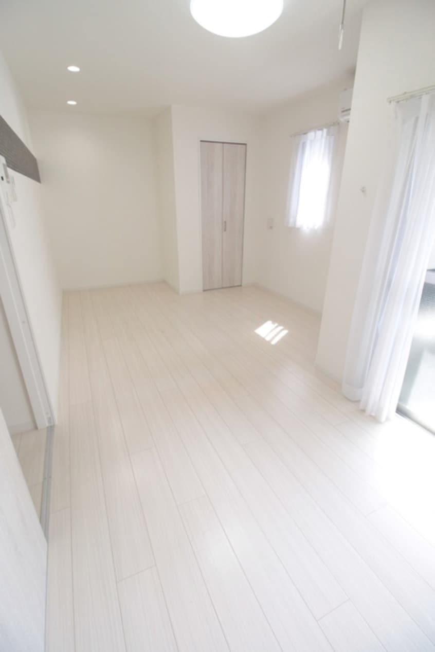 居室 ｴﾇｴﾑｷｬﾗﾝﾄﾕｲｯﾄｻｳｽ