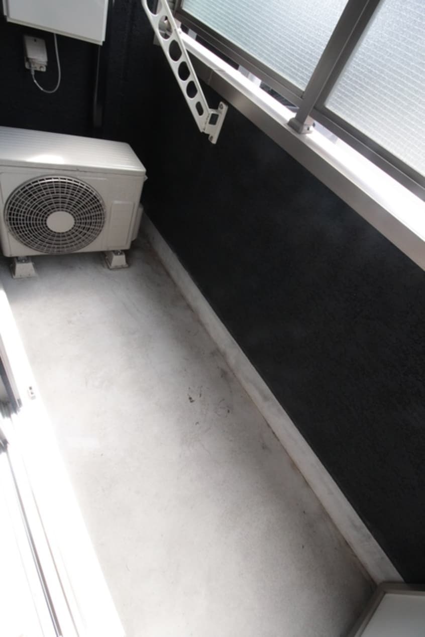 ベランダ・バルコニー ｴﾇｴﾑｷｬﾗﾝﾄﾕｲｯﾄｻｳｽ