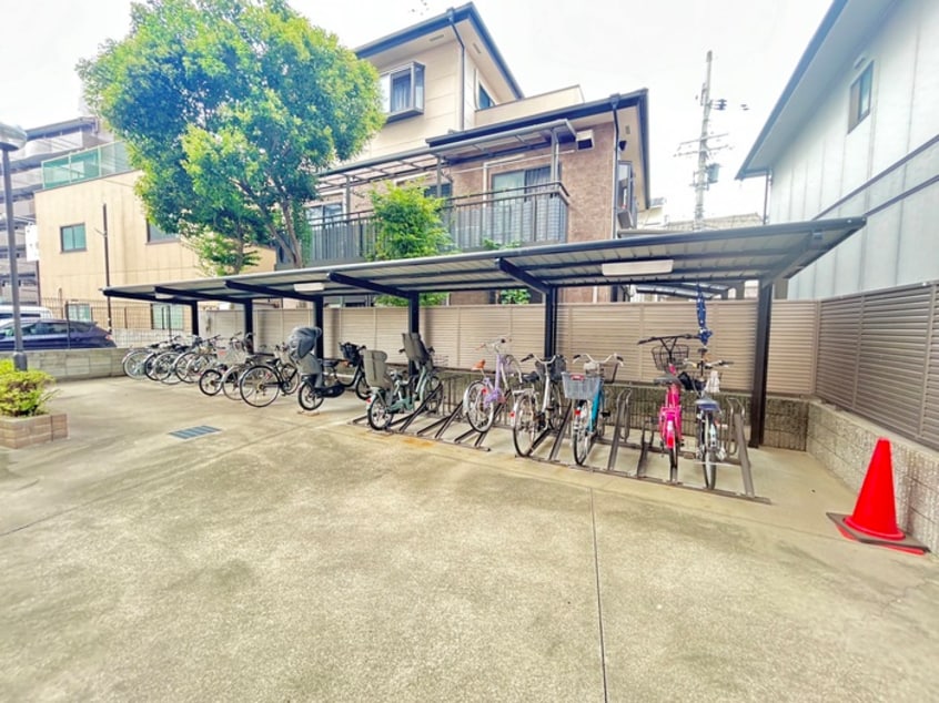 駐輪場 サンモールⅡ