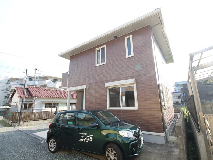 駐車場 ロ－ズコ－ト桜の町