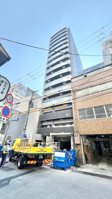 外観写真 コンフォリア・リヴ大阪本町