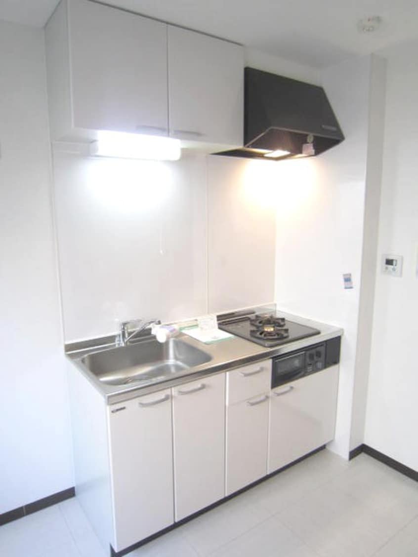 キッチン シャトル光