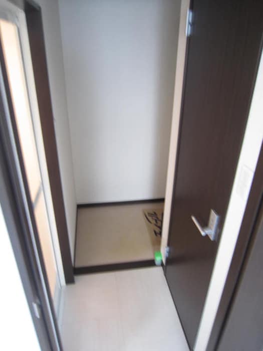 廊下 シャトル光