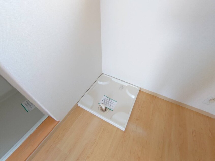 洗濯機置場 ザ・ラフェーネ新長田