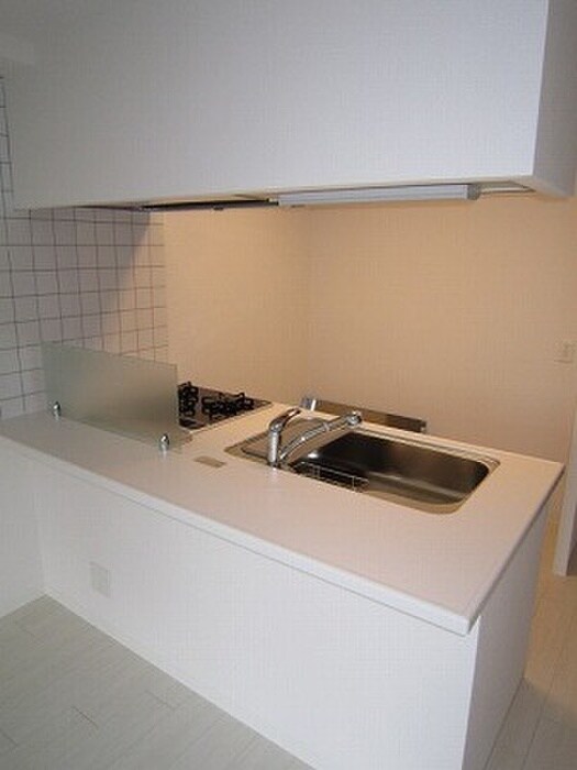 キッチン ﾌﾟﾚｻﾝｽ堺筋本町ﾌｨﾘｱ(1104)