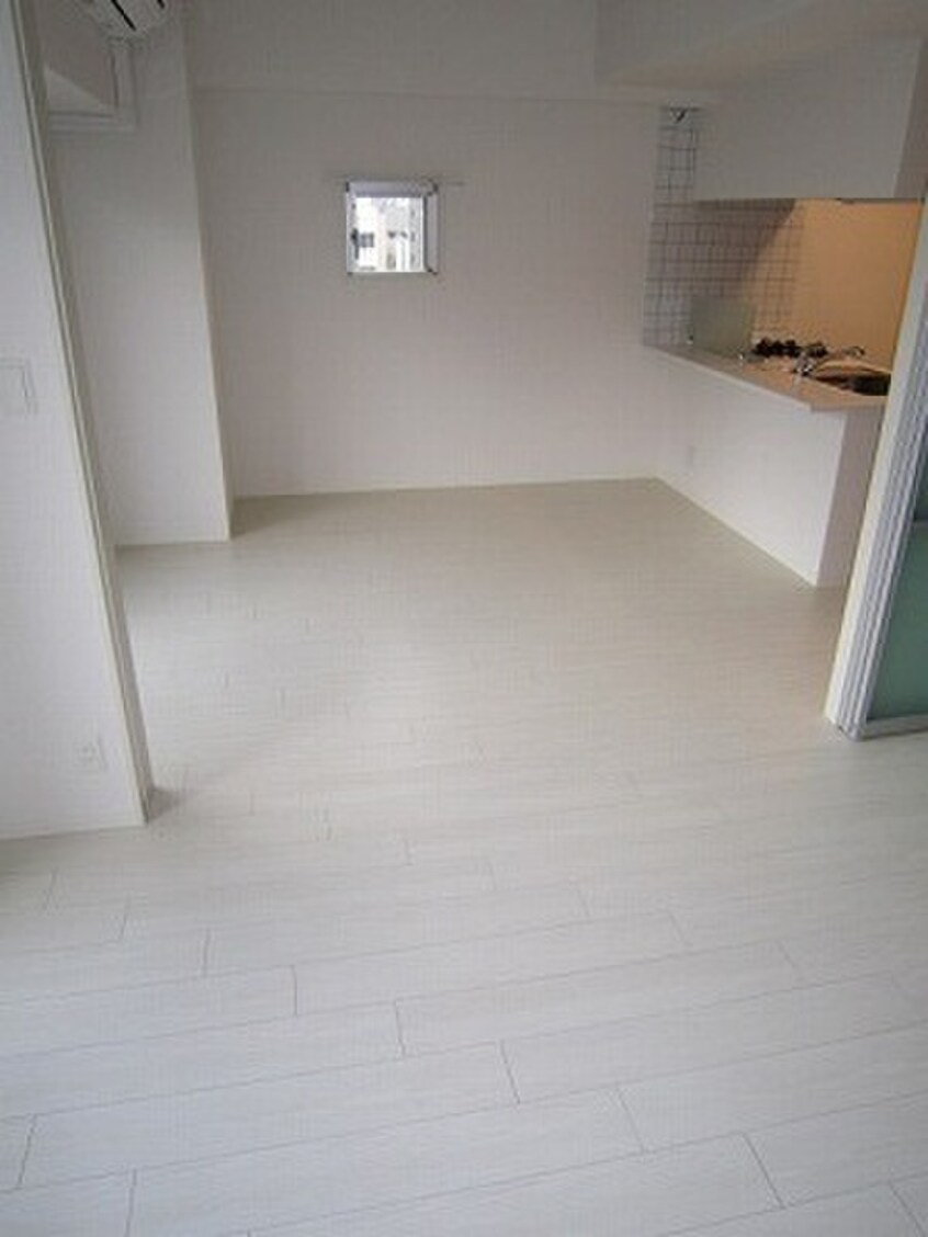 居室 ﾌﾟﾚｻﾝｽ堺筋本町ﾌｨﾘｱ(1104)