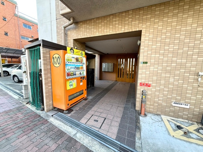 エントランス部分 ボナールＩＺＵＭＩ