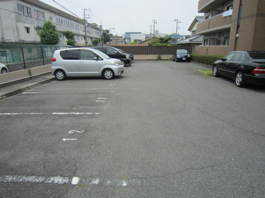 駐車場 ホルティ上野芝