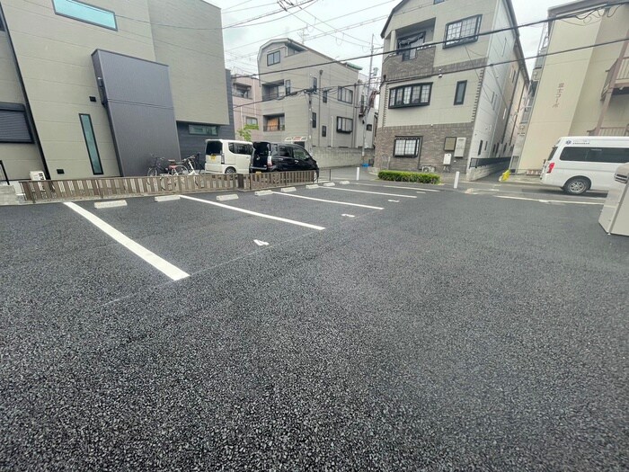 駐車場 クレアール菱屋東