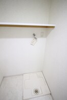 洗濯機置場 ｻｲﾌﾟﾚｽ小阪駅前