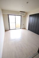 居室 ｻｲﾌﾟﾚｽ小阪駅前