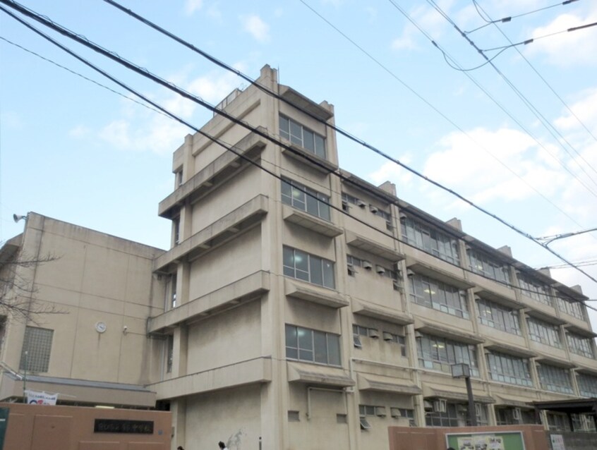 錦中学校(小学校)まで620m 田中第二マンション