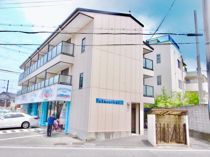 外観写真 ルミエール・マゴジ１