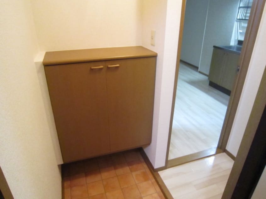 玄関 マドレ・ミホ