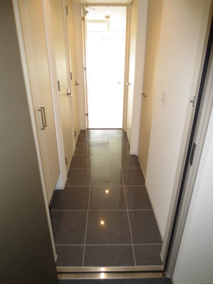 玄関 BLAU本町東