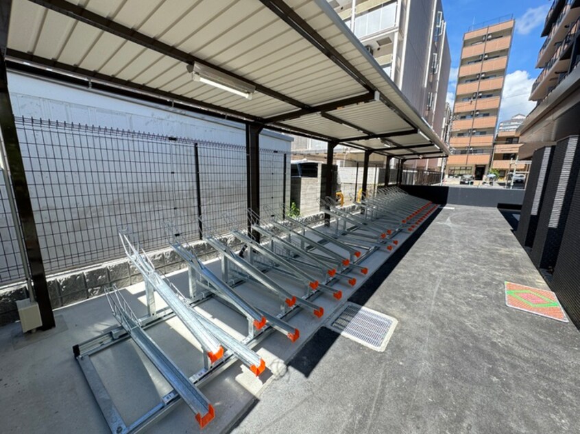 駐輪場 プレサンス神戸水木通ルミエス