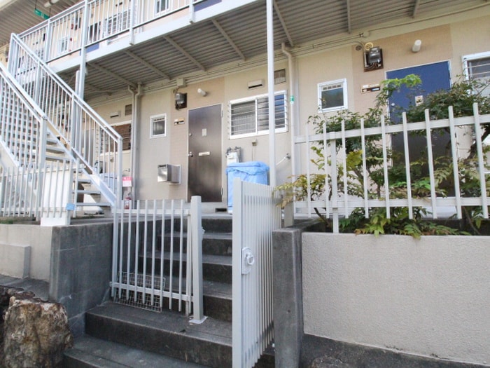 エントランス部分 パナハイツ山手