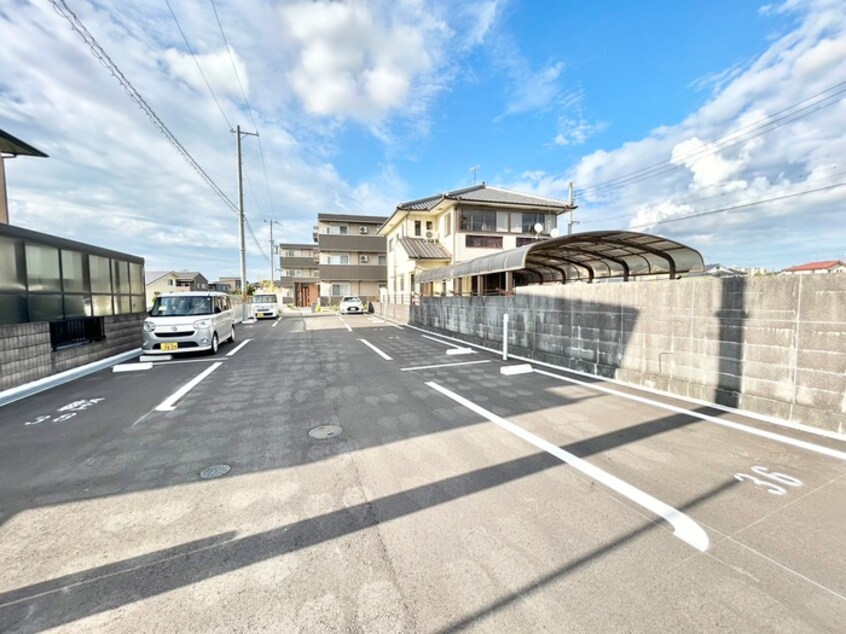 駐車場 DｰROOM天神　B棟