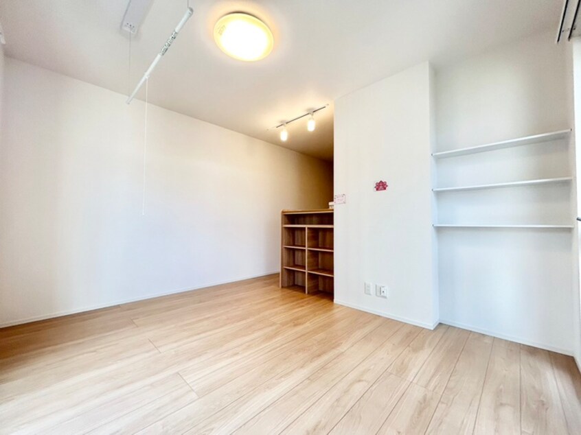 居室 DｰROOM天神　B棟