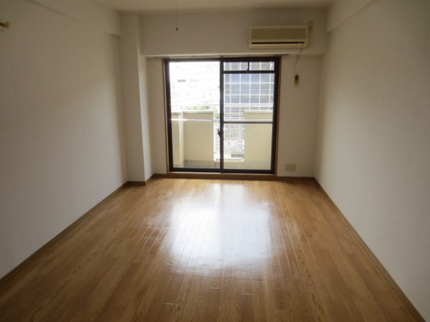 居室 ベルシャイン西宮