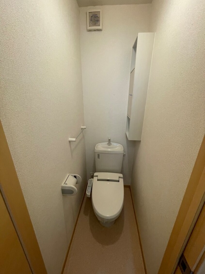 トイレ ネオ・フォレスト