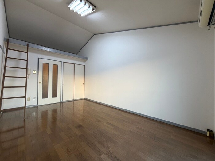 居室 ＫＹマンション会下山