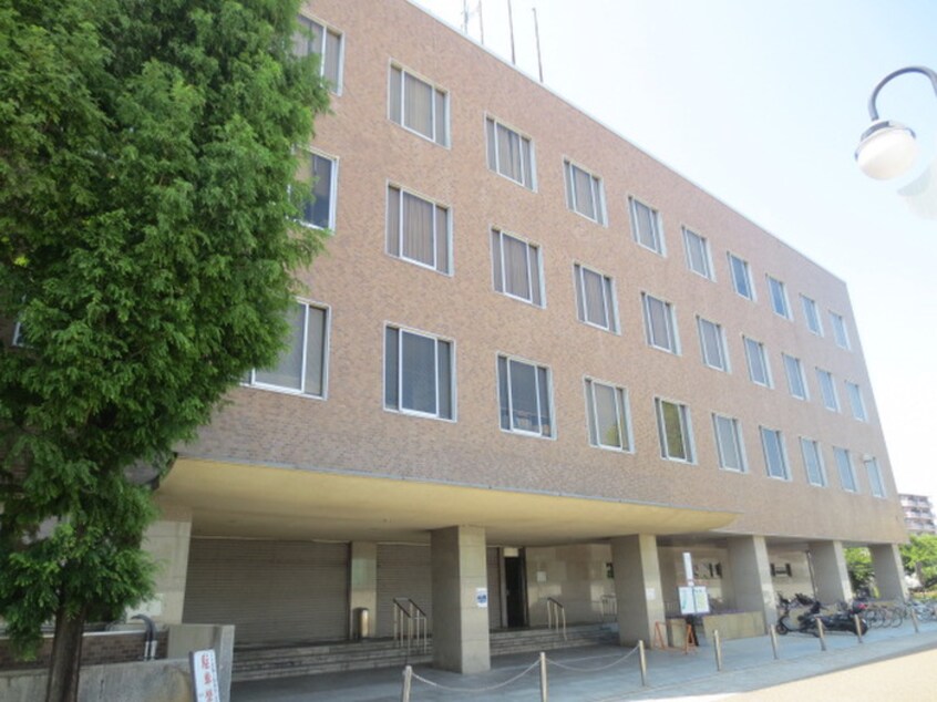 岸和田市役所(銀行)まで902m ファイブスターレジデンス岸和田
