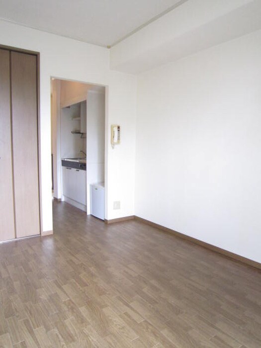 居室 ユリカハイツ