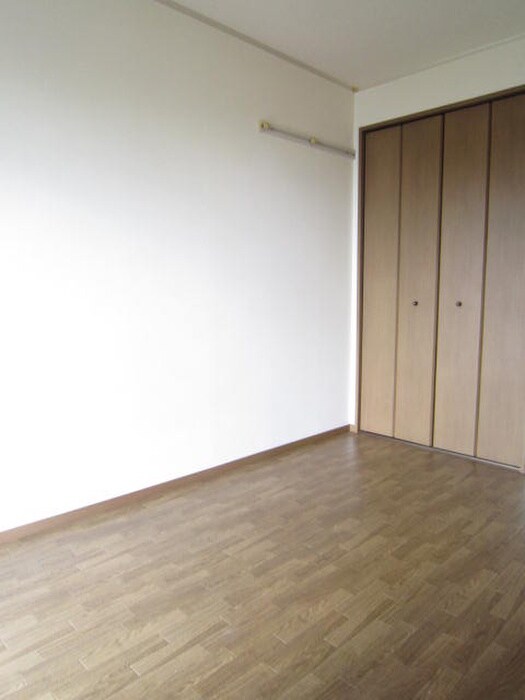 居室 ユリカハイツ