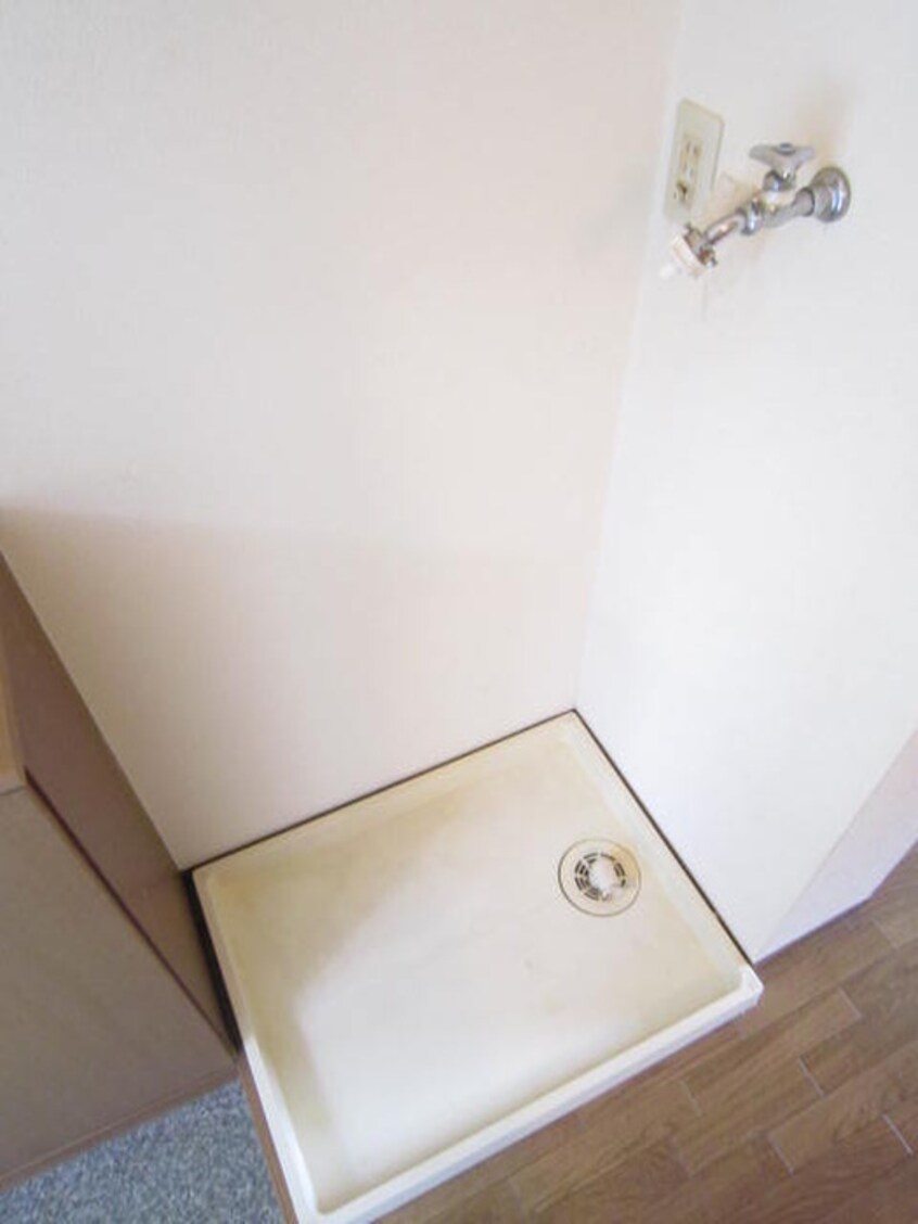 洗濯機置場 ユリカハイツ