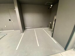 バイク置き場
