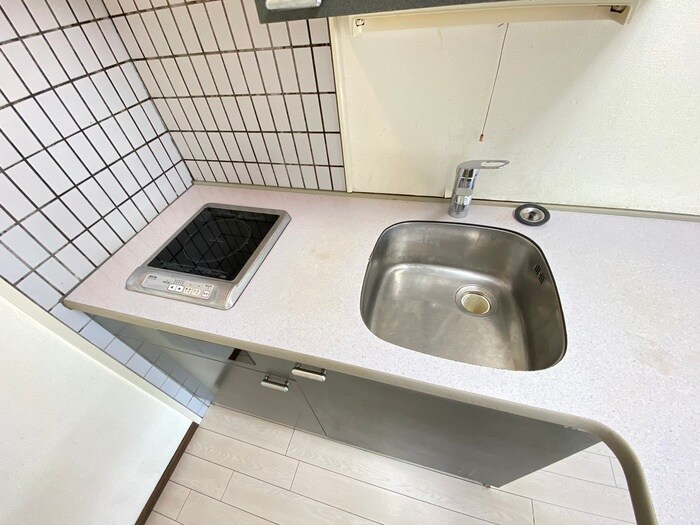 キッチン ＡＢＬＥ創久五条大宮