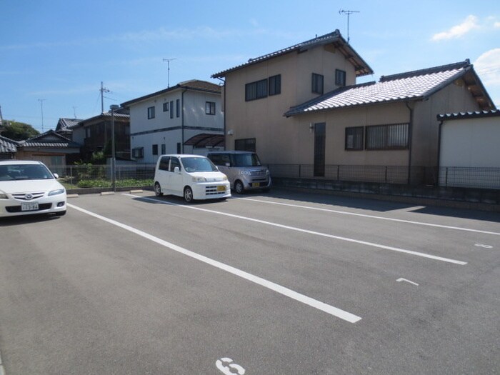 駐車場 サンフォレスタ